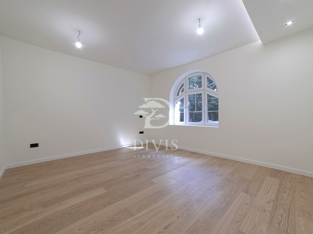 Slika 10 - Bulevar despota Stefana, Trosoban stan na prodaju, 70m2, 349.000€